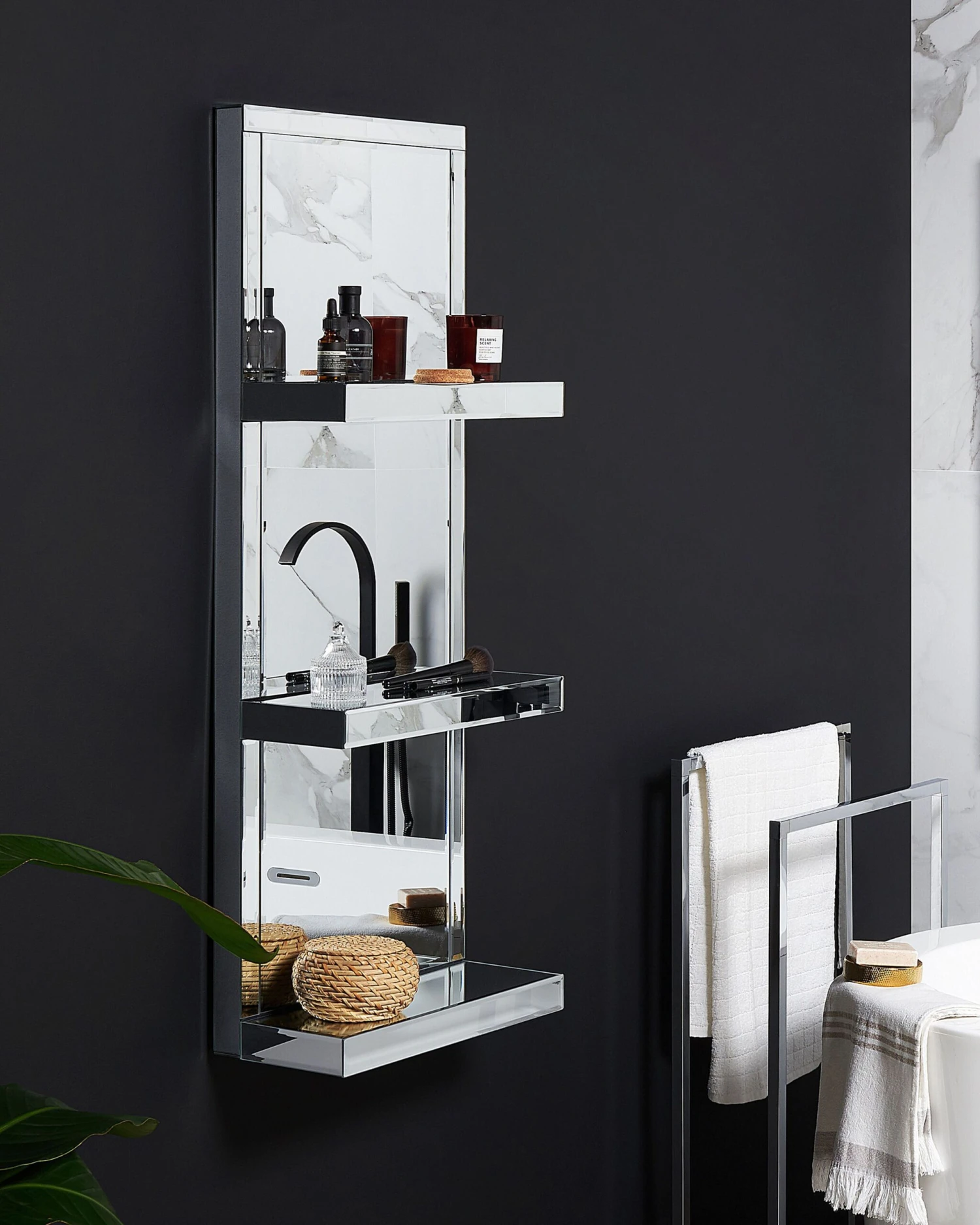 Bathroom Wall Shelf Mirror Effect Silver GAONA - Image 2