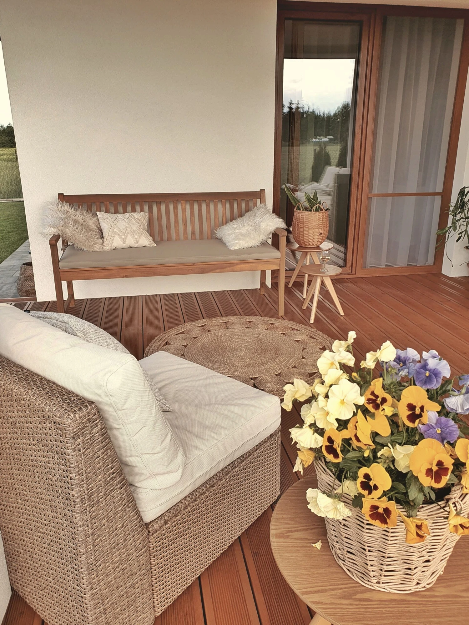 Set Of 3 Coffee Tables Light Wood VEGAS - Image 3