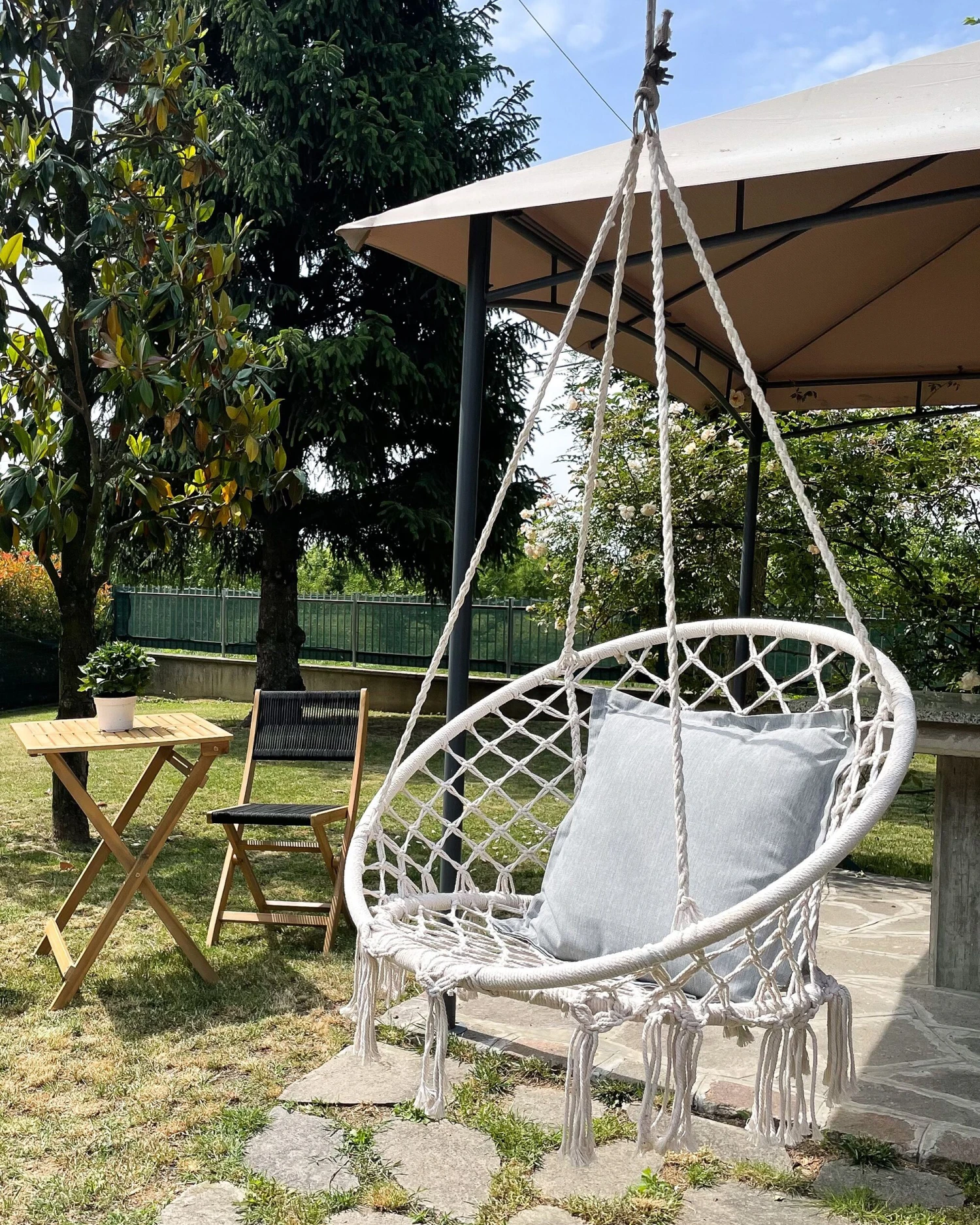 Macrame Hanging Chair White GABELLA - Image 3